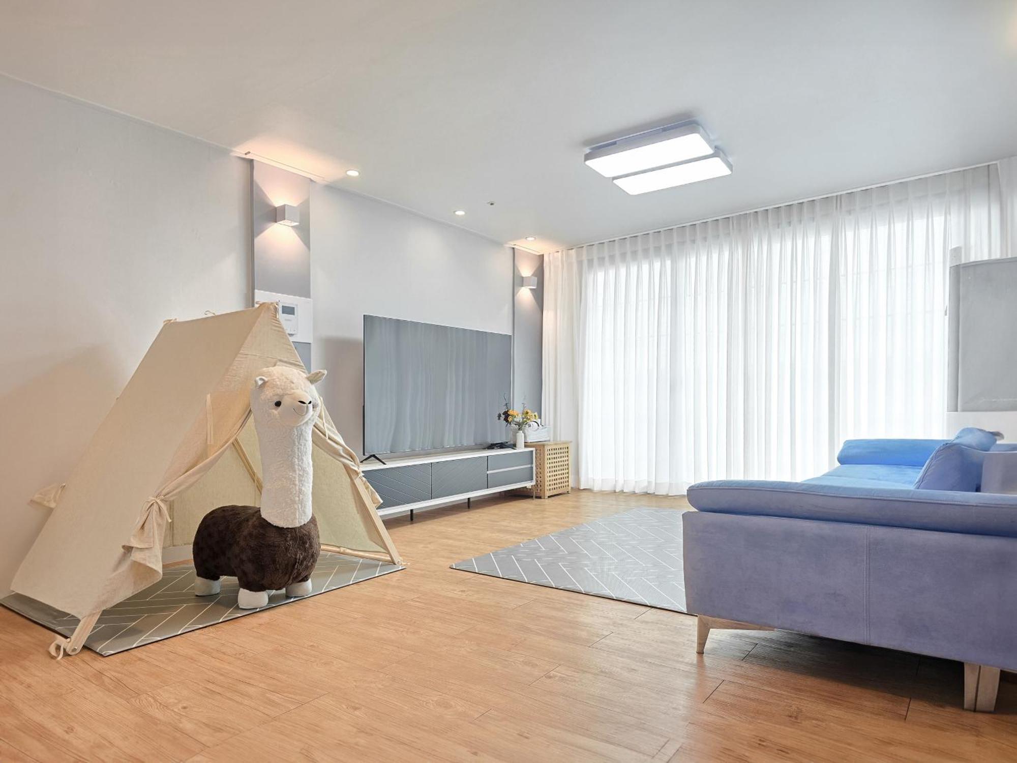 Home Fourest Resort Geoje Exterior photo